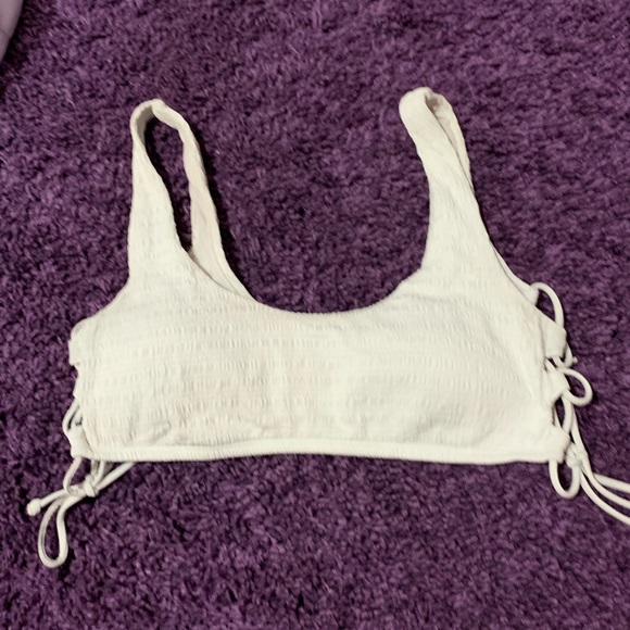 Hollister Other - White Hollister Bikini Top